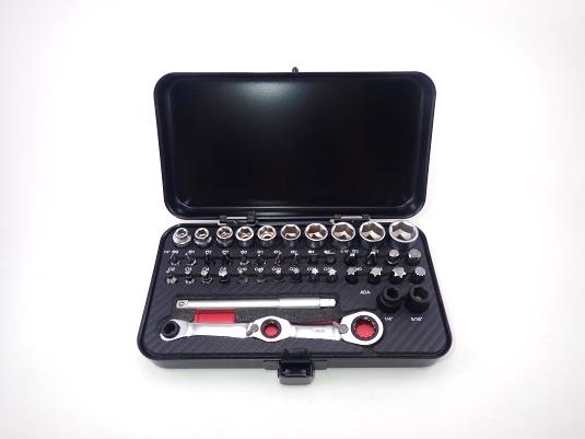 42Pcs 3 Bit and Socket with 3 Way Ratchet Set